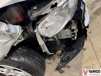 Ford Transit  picture 5