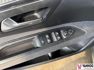 Peugeot 5008  picture 22