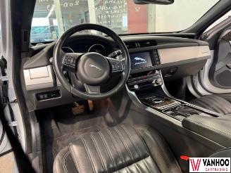 Jaguar XF  picture 17