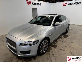 krockskadad bil auto Jaguar XF  2018/6