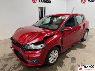 uszkodzony samochody osobowe Dacia Sandero  2021/3