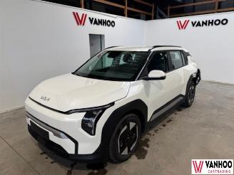 uszkodzony samochody osobowe Kia EV3  2025/10