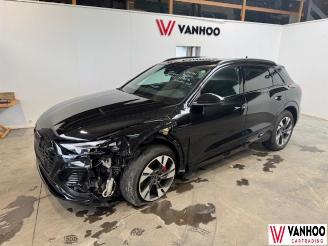 krockskadad bil auto Audi Q8  2024/1