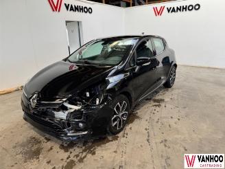 skadebil auto Renault Clio  2019/3
