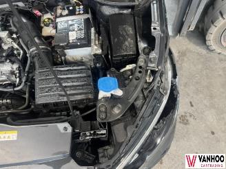 Volkswagen T-Roc  picture 14
