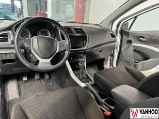 Suzuki SX4 S-CROSS picture 15