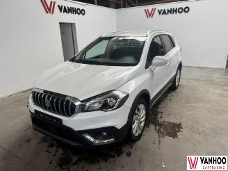krockskadad bil auto Suzuki SX4 S-CROSS 2019/6