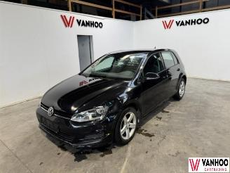 skadebil auto Volkswagen Golf  2016/1