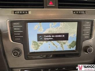 Volkswagen Golf  picture 18