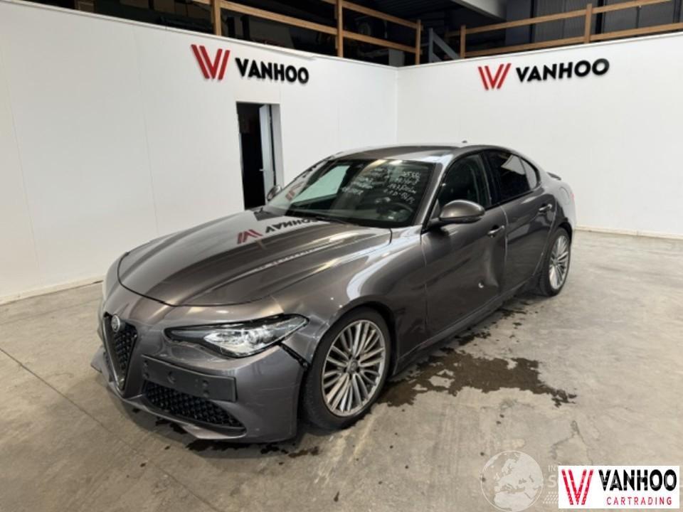 Alfa Romeo Giulia 