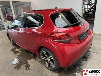 Peugeot 208  picture 14