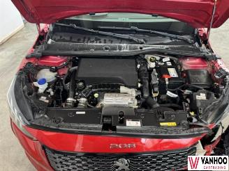 Peugeot 208  picture 7