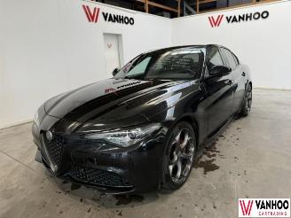 skadebil auto Alfa Romeo Giulia  2021/1