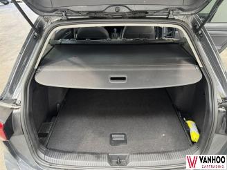 Volkswagen Golf  picture 15