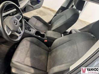 Volkswagen Golf  picture 17