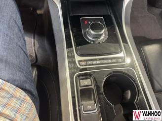 Jaguar XE  picture 22
