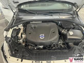 Volvo S-60  picture 7