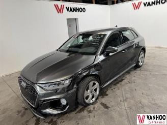 Schadeauto Audi A3  2024/3