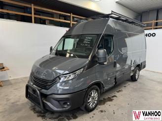 Schadeauto Iveco Daily  2026/1