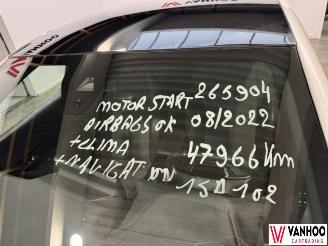 Peugeot 208  picture 21