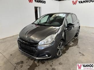 skadebil auto Peugeot 208  2019/5