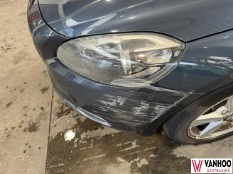 Volvo V-40  picture 2