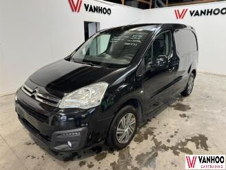 krockskadad bil auto Citroën Berlingo  2018/2