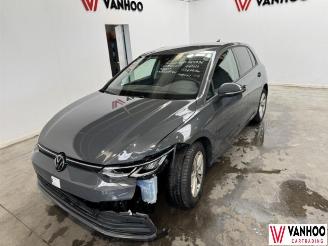 krockskadad bil auto Volkswagen Golf  2024/10