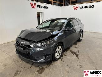 skadebil auto Kia Ceed  2024/1