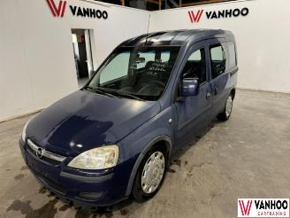 Schadeauto Opel Combo  2010/7