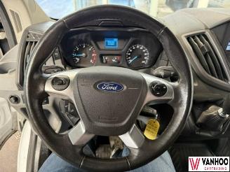 Ford Transit  picture 12