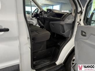 Ford Transit  picture 10