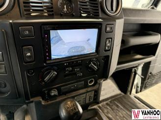 Land Rover Defender  picture 21