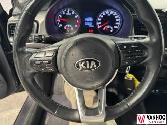 Kia Rio  picture 15