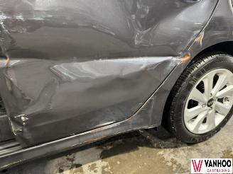 Kia Rio  picture 8
