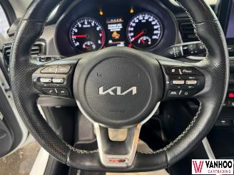 Kia Rio  picture 17
