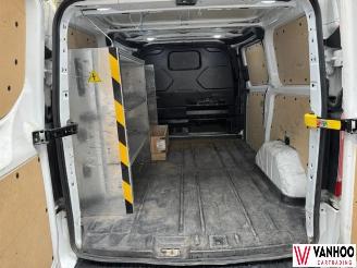 Ford Transit  picture 12