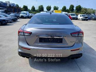 Maserati Ghibli GRANSPORT picture 5