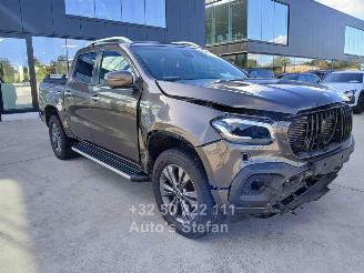 Damaged car Mercedes X 350 4-MATIC 2019/4