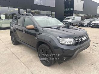 Vaurioauto  passenger cars Dacia Duster 4 X 4 2024/6