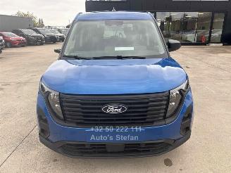 Ford Tourneo TREND picture 2