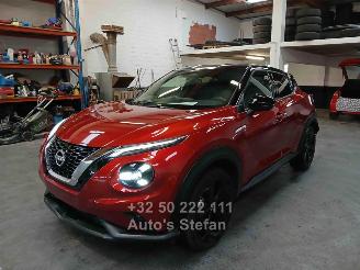 Nissan Juke TEKNA picture 3