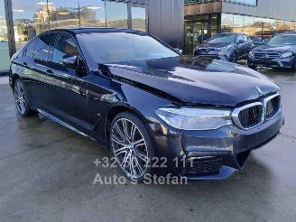 uszkodzony samochody osobowe BMW 5-serie E M SPORT 2019/5
