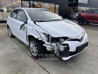 Voiture accidenté Toyota Auris DYNAMIC 2016/10