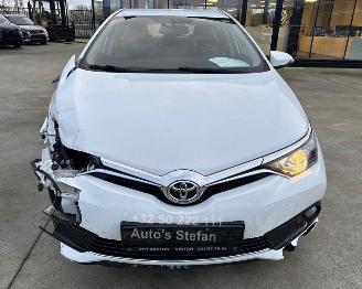 Toyota Auris DYNAMIC picture 2