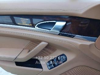 Porsche Panamera 4S picture 12
