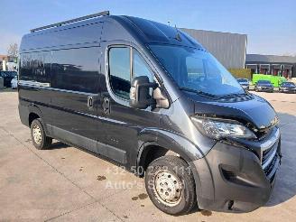 Vaurioauto  passenger cars Peugeot Boxer  2023/3