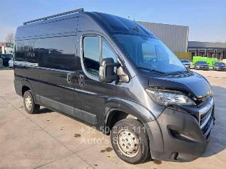 krockskadad bil auto Peugeot Boxer  2023/3