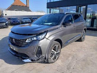 Schadeauto Peugeot 5008 GT 2023/12