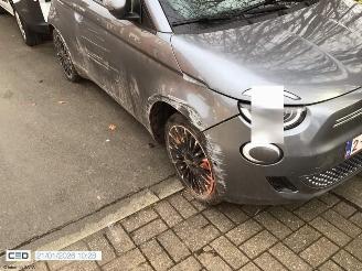 Fiat 500 E ICON picture 16